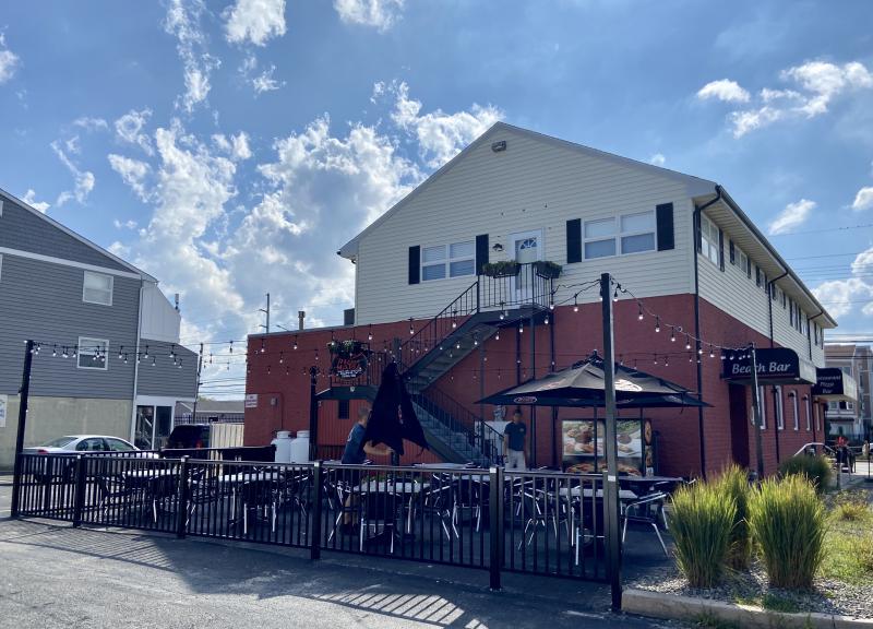 Dewey dishes on outdoor dining Cape Gazette